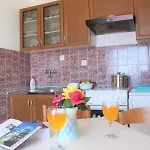 Slaven Apartman Podgora