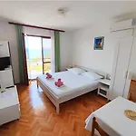 Apartman Slaven Podgora