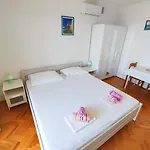 Apartman Slaven
