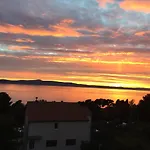 Slaven Apartman Podgora