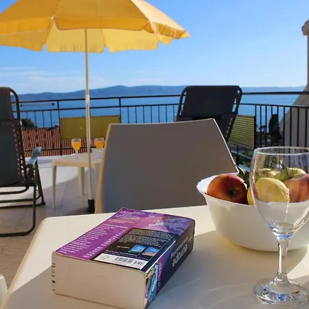 Slaven Apartamento Podgora