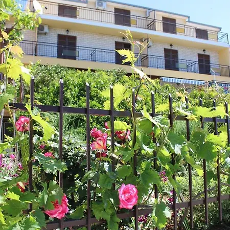 Apartamento Slaven *