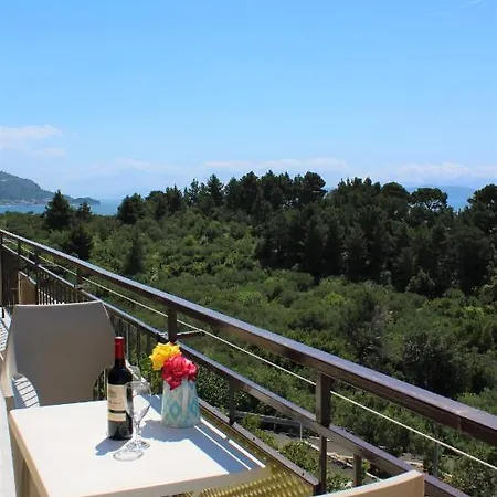 Daire Slaven Podgora (Split-Dalmatia)